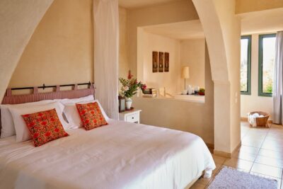 Village Heights – Junior Suite with kitchenette